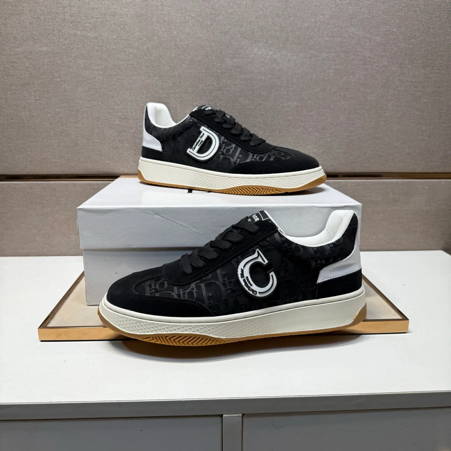 Men's men's shoes 💰pp380 [Dior~] Men's casual shoes 2025z cabinet sales simultaneously 🔶Size: 38-44 #️⃣ 🔷4 colors🔜The upper is made of multi-material splicing➕Mesh lining, comfortable and breathable, sole: original comfortable and wear-resistant outsole, ⚠️real thing📱photographed🎬real thing is better📢📢📢